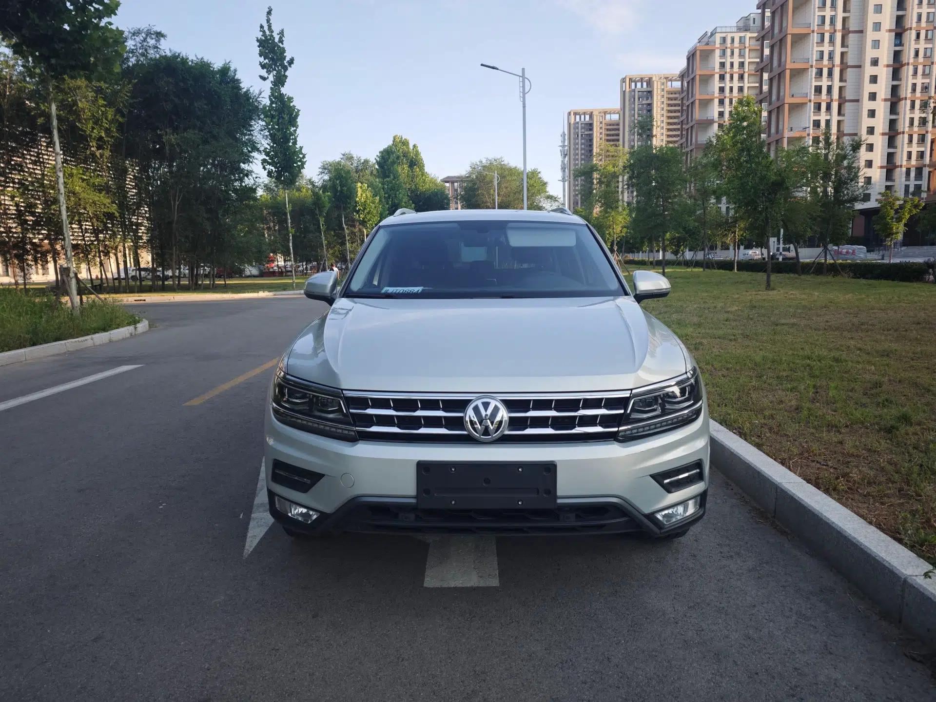Volkswagen Tiguan L 2018 Revised Version 380TSI Automatic All-Wheel Drive Flagship Edition — миниатюра 2
