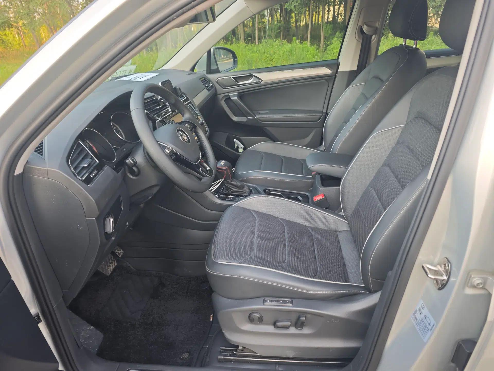 Volkswagen Tiguan L 2018 Revised Version 380TSI Automatic All-Wheel Drive Flagship Edition — миниатюра 18