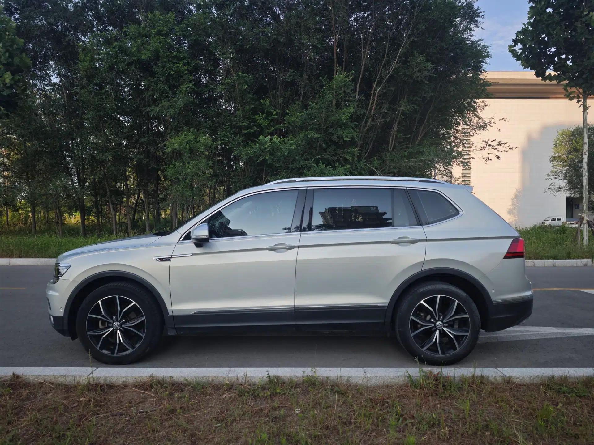 Volkswagen Tiguan L 2018 Revised Version 380TSI Automatic All-Wheel Drive Flagship Edition — миниатюра 3