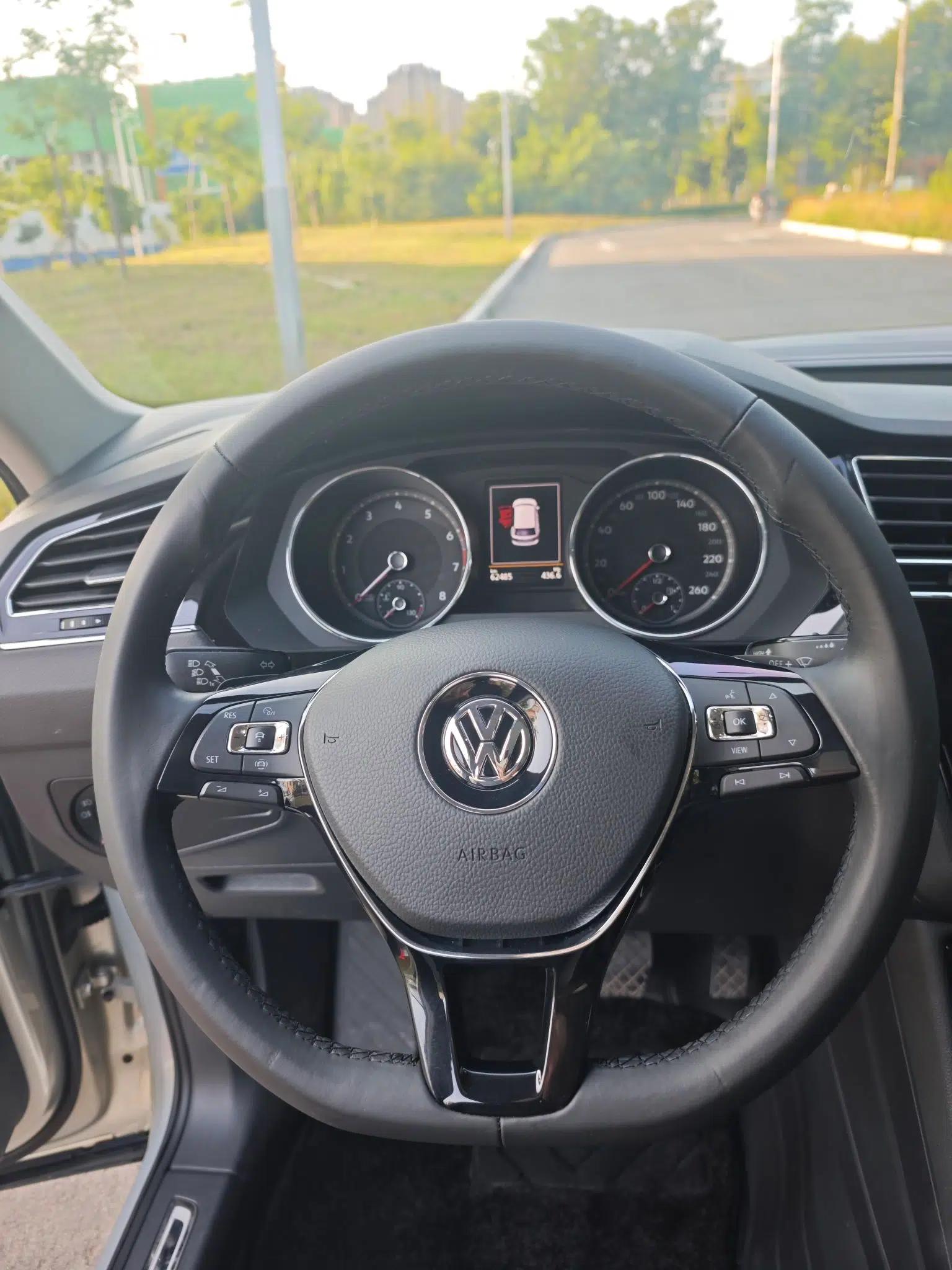 Volkswagen Tiguan L 2018 Revised Version 380TSI Automatic All-Wheel Drive Flagship Edition — миниатюра 24