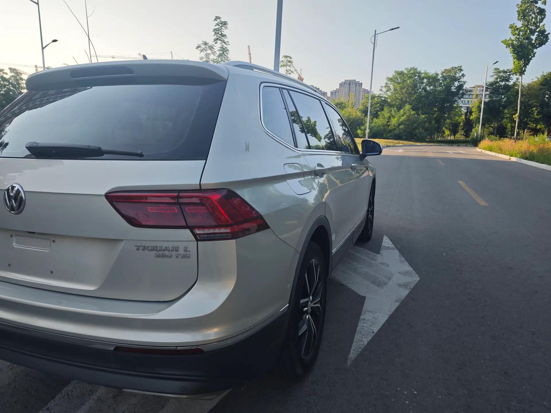 Volkswagen Tiguan L 2018 Revised Version 380TSI Automatic All-Wheel Drive Flagship Edition — миниатюра 6