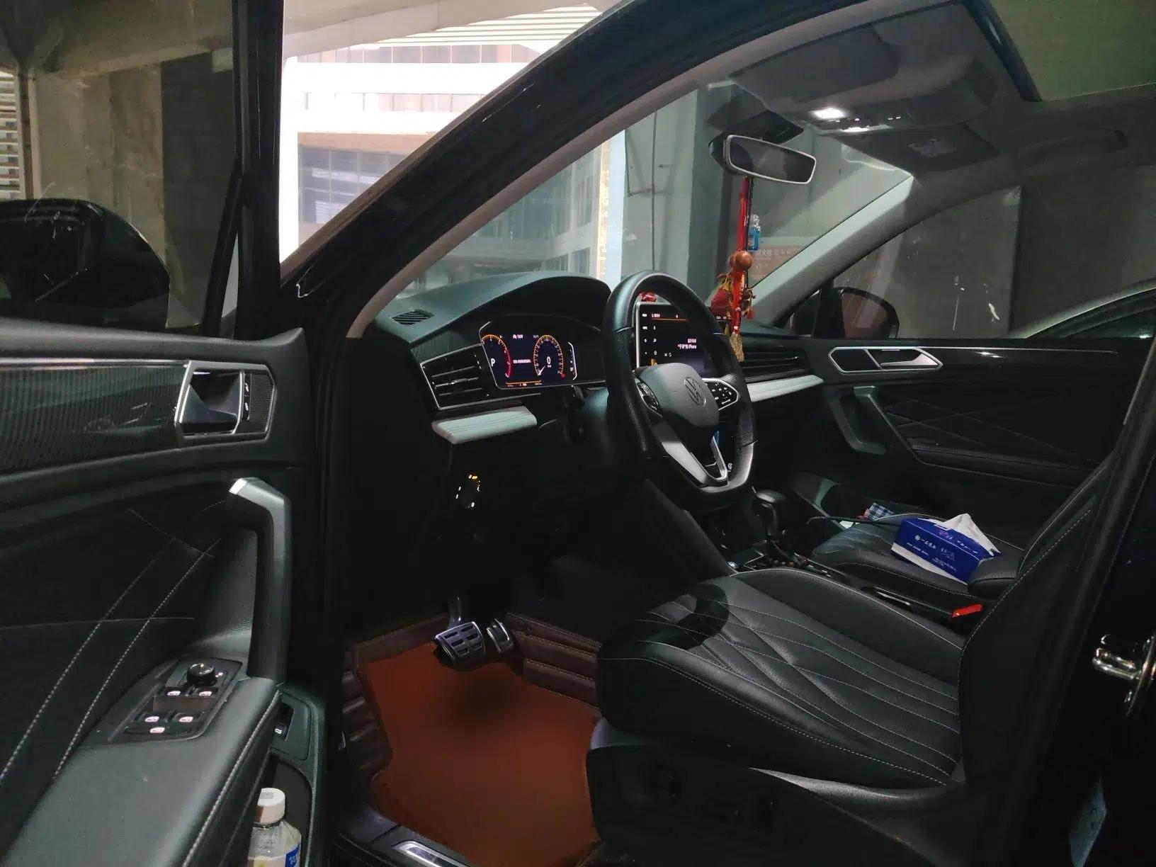 Volkswagen Tiguan L 2022 330TSI Automatic Two-Wheel Drive R-Line Enhanced Edition — миниатюра 19