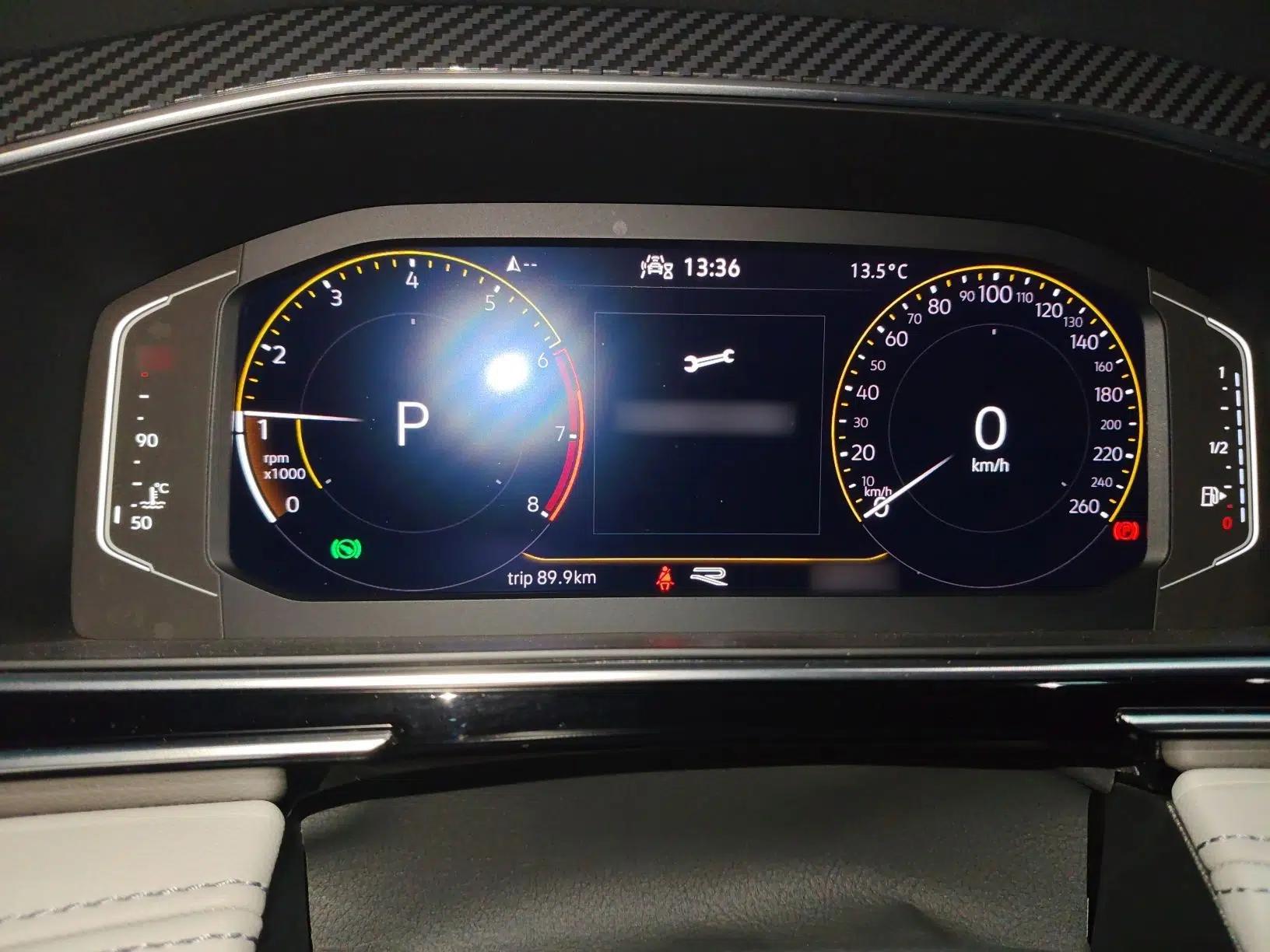 Volkswagen Tiguan L 2022 330TSI Automatic Two-Wheel Drive R-Line Enhanced Edition — миниатюра 10
