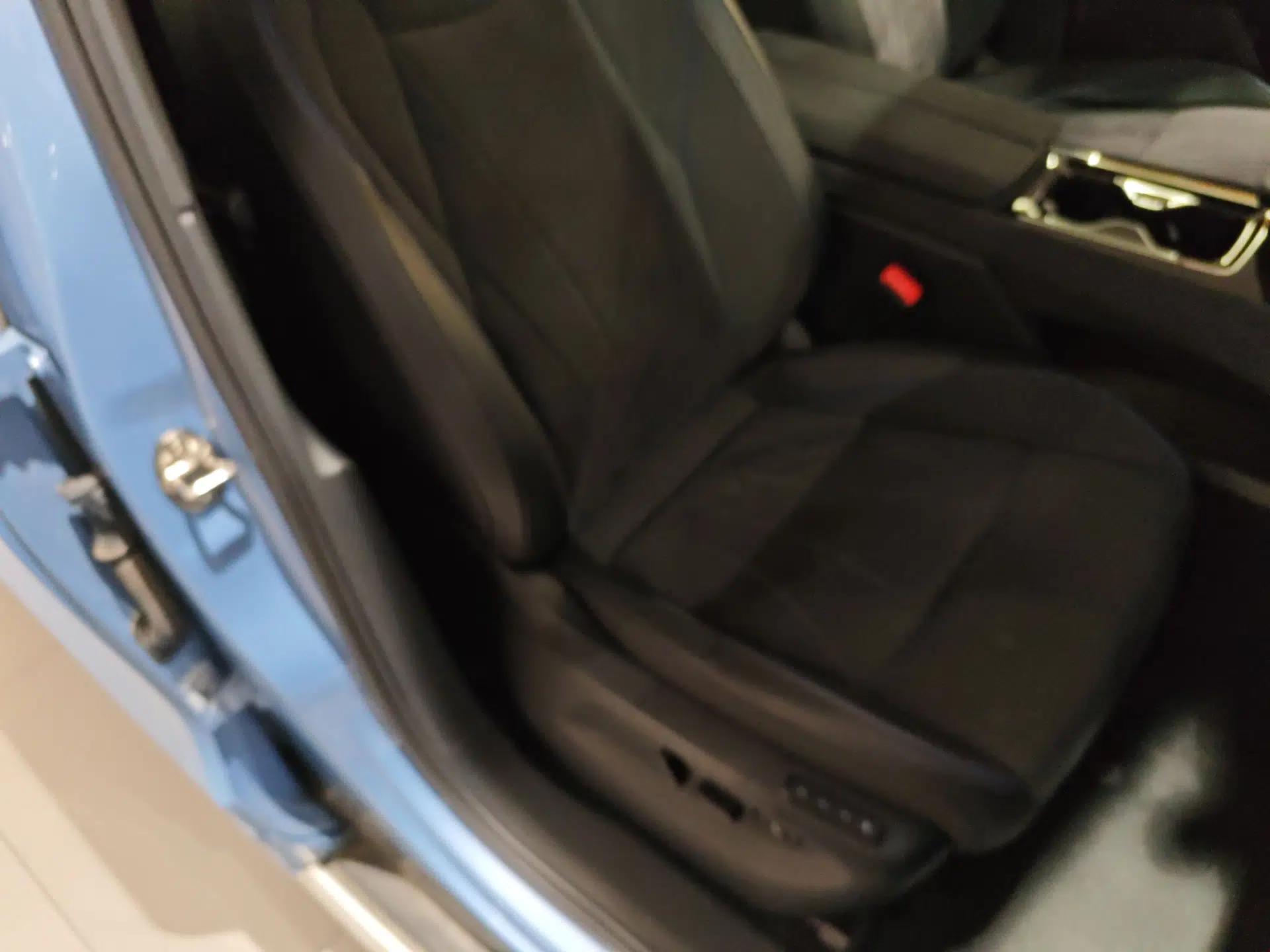 Volkswagen Tiguan L 2024 PRO 380TSI Four-Wheel Drive R-Line Prestige Edition — миниатюра 19