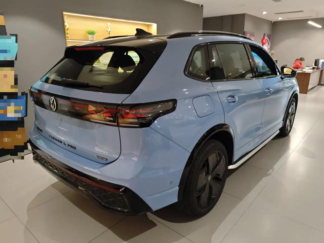 Volkswagen Tiguan L 2024 PRO 380TSI Four-Wheel Drive R-Line Prestige Edition — миниатюра 4
