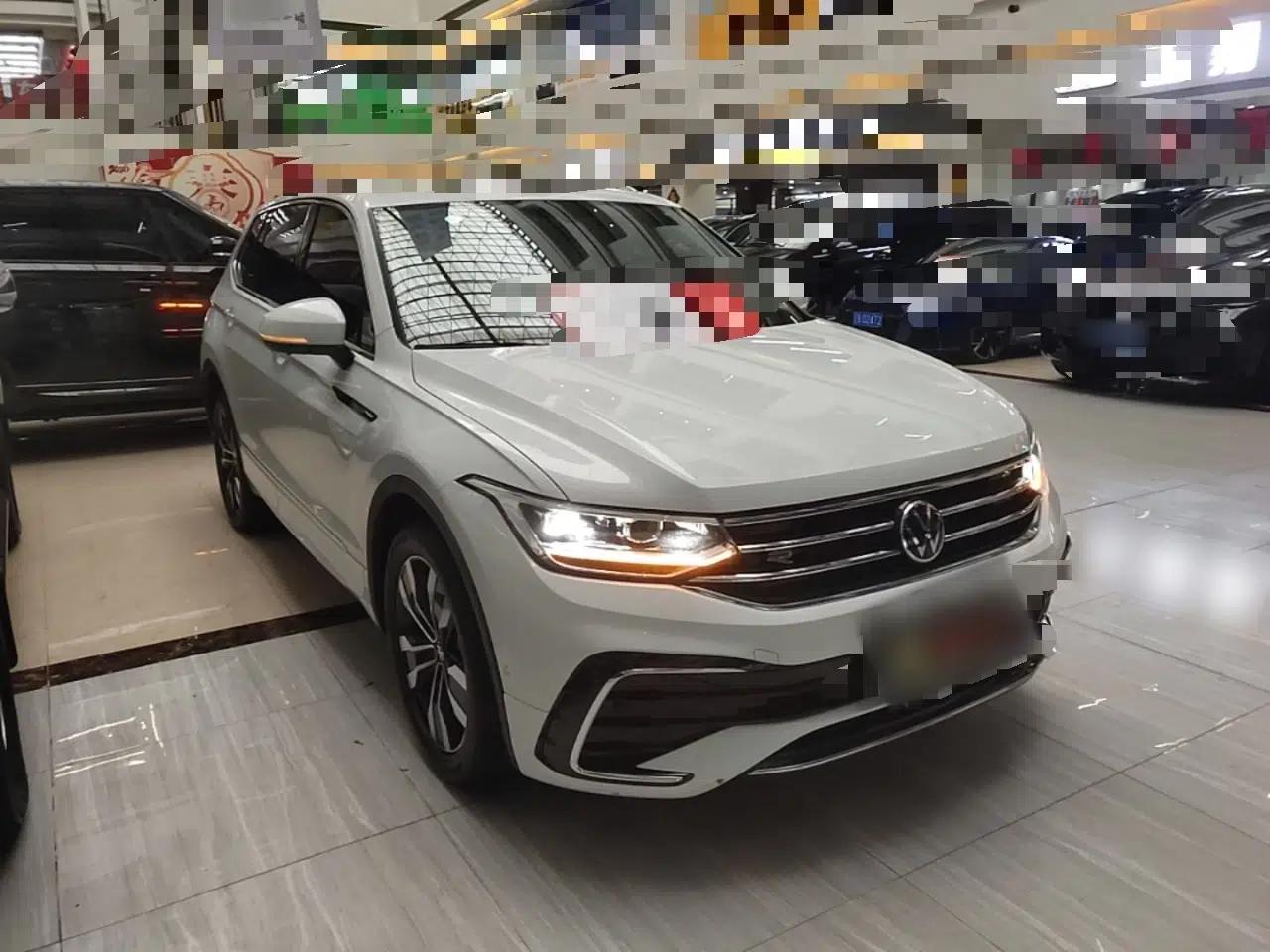 Volkswagen Tiguan L 2024 330TSI Automatic Two-Wheel Drive R-Line Enhanced Edition — миниатюра 3