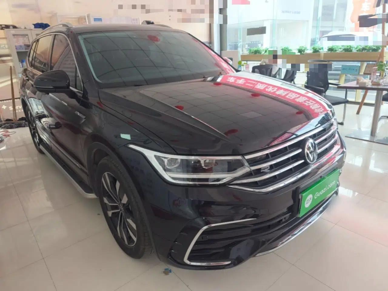 Volkswagen Tiguan L 2024 330TSI Automatic Two-Wheel Drive R-Line Enhanced Edition — миниатюра 3