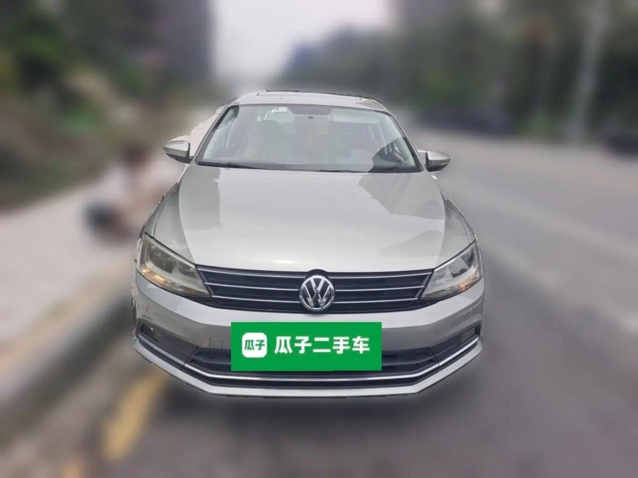 Volkswagen Sagitar 2015 230TSI Automatic Comfort Version — миниатюра 2
