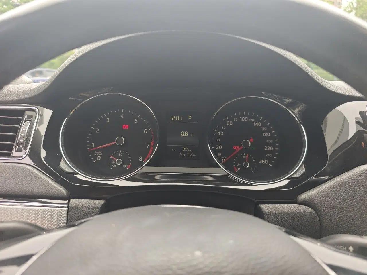 Volkswagen Sagitar 2015 230TSI Automatic Comfort Version — миниатюра 11