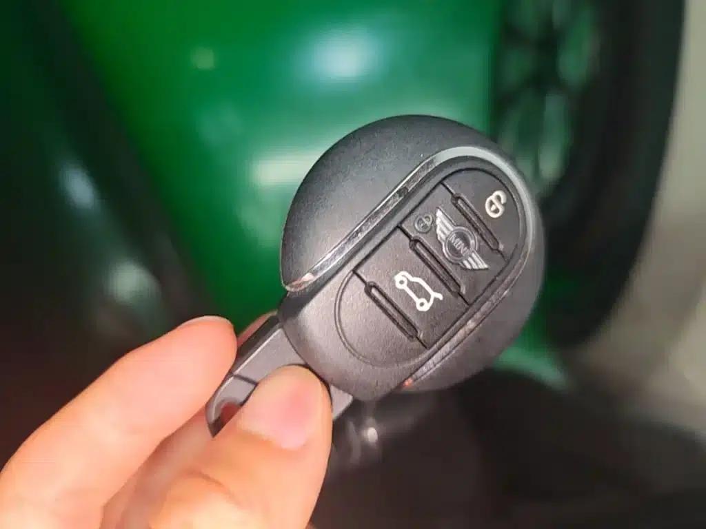 2016 MINI 1.5T COOPER — миниатюра 9