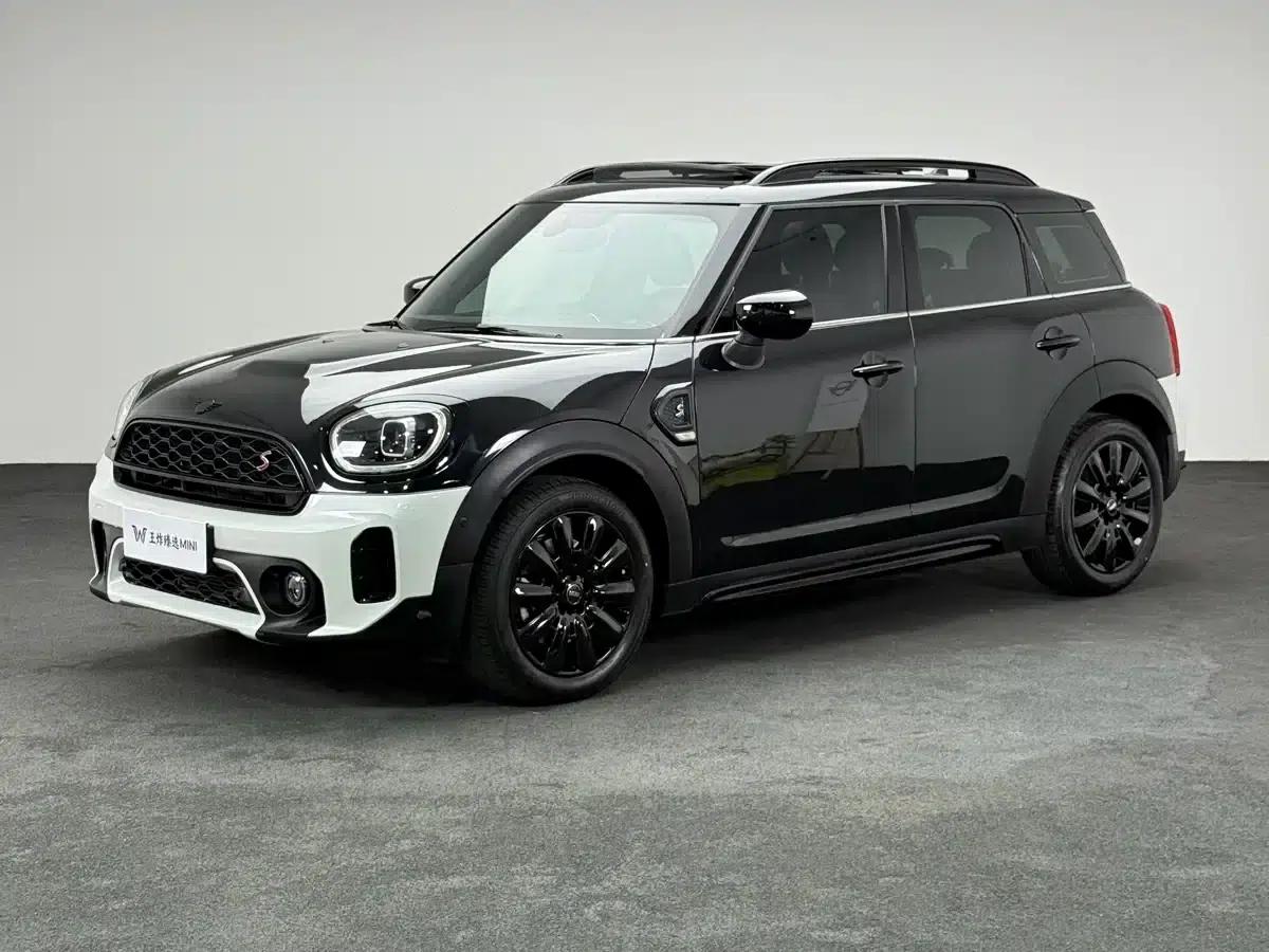 2023 MINI COUNTRYMAN Facelift 2.0T COOPER S ALL4 White Edition — миниатюра 7