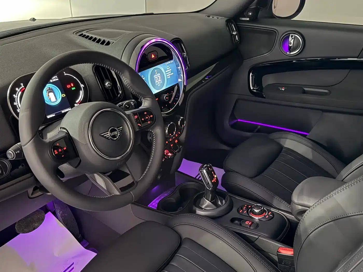 2023 MINI COUNTRYMAN Facelift 2.0T COOPER S ALL4 White Edition — миниатюра 9