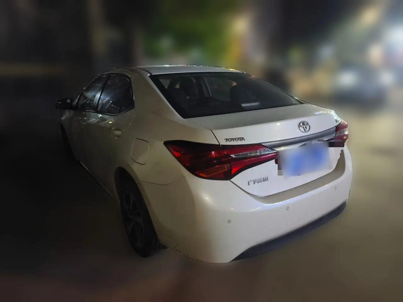 Toyota Levin 2017 Revised 185T CVT Elite Edition China V Standard — миниатюра 4