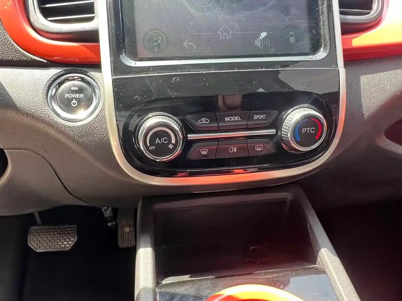 Little Ant 2019 4-seater Smart Edition 30.6kWh — миниатюра 18