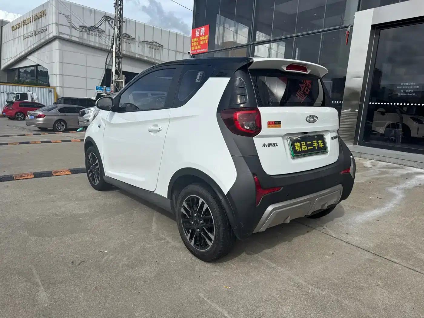 Little Ant 2022 Model, Sweet Pink Version, Half-Sugar Edition, Lithium Iron Phosphate, 30kW, 301km/h — миниатюра 7