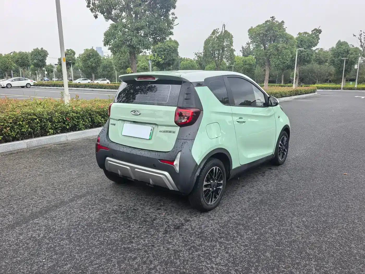 Little Ant 2022 Model, Sweet Pink Version, Half-Sugar Edition, Lithium Iron Phosphate, 30kW, 301km/h — миниатюра 5
