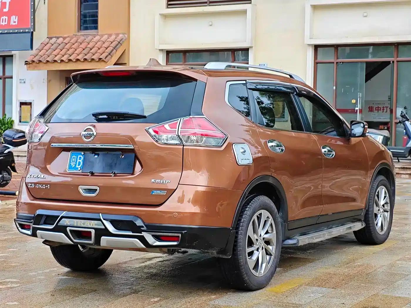 Nissan X-Trail 2014 2.5L CVT Supreme Edition 4WD — миниатюра 4