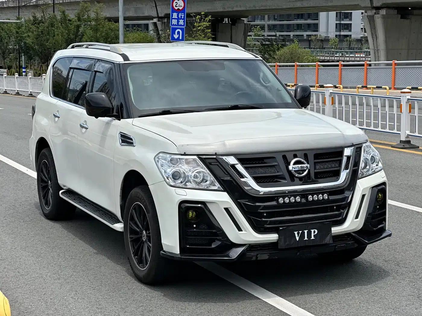 Nissan Patrol 2018 4.0L Leader Edition — миниатюра 3
