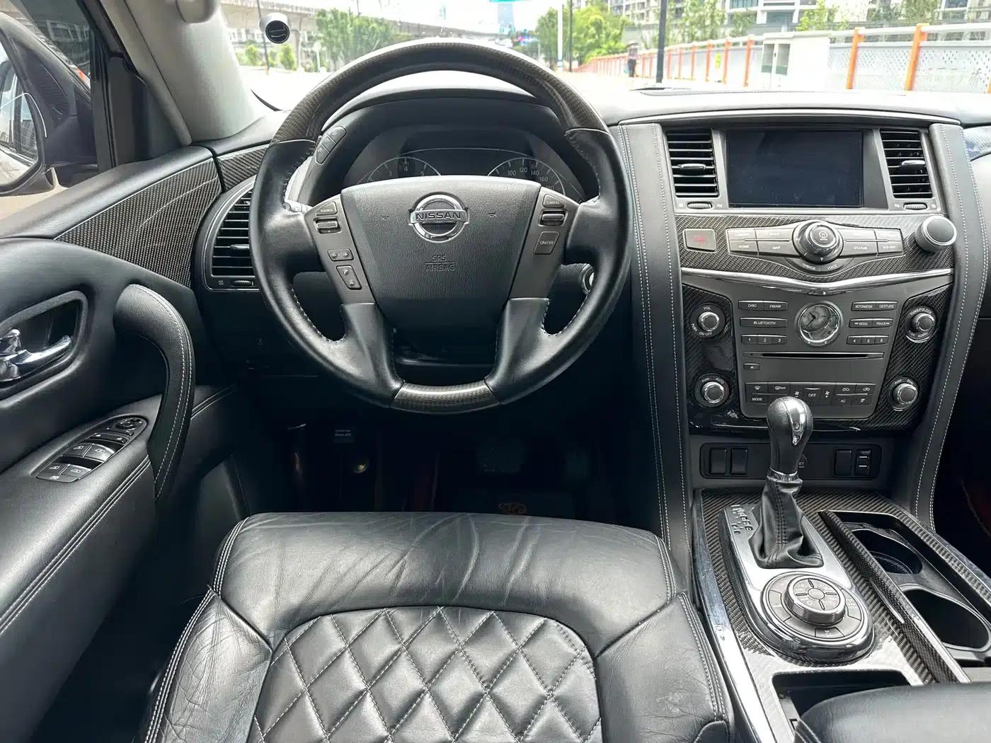 Nissan Patrol 2018 4.0L Leader Edition — миниатюра 8