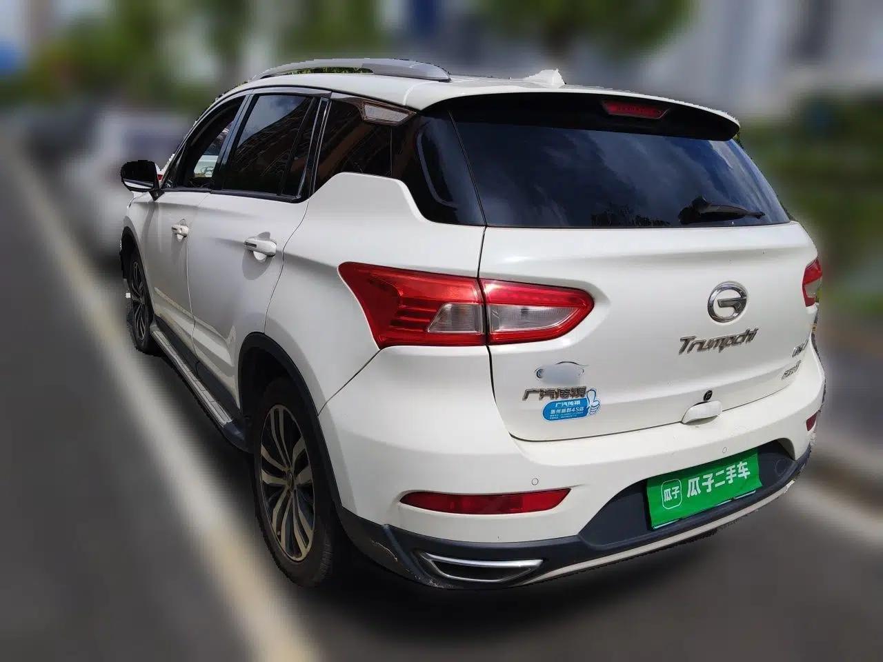 GAC Trumpchi GS4 2017 235T Automatic Two-Wheel Drive Luxury Smart Connectivity Version — миниатюра 4