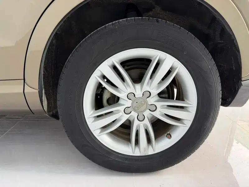 Audi Q3 2015 30 TFSI Comfort — миниатюра 9