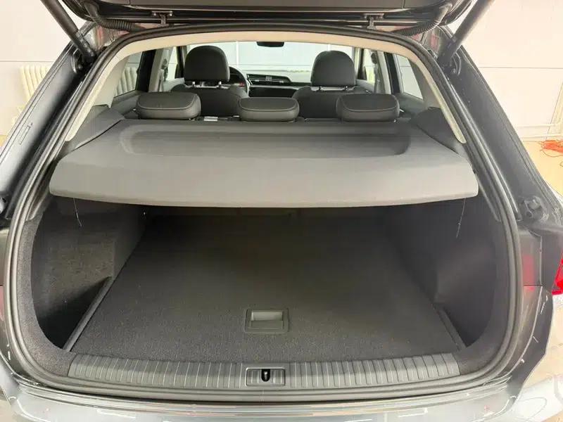 Audi Q3 2023 35 TFSI Fashion Dynamic Edition — миниатюра 18