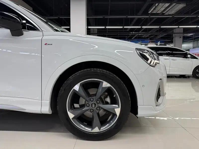 Audi Q3 2023 35 TFSI Fashion Dynamic Edition — миниатюра 7