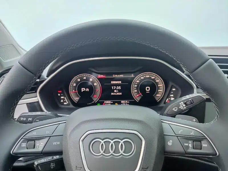 Audi Q3 2022 35 TFSI Fashion Dynamic Edition — миниатюра 17