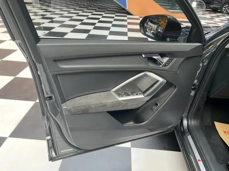 Audi Q3 2022 35 TFSI Fashion Dynamic Edition — миниатюра 18
