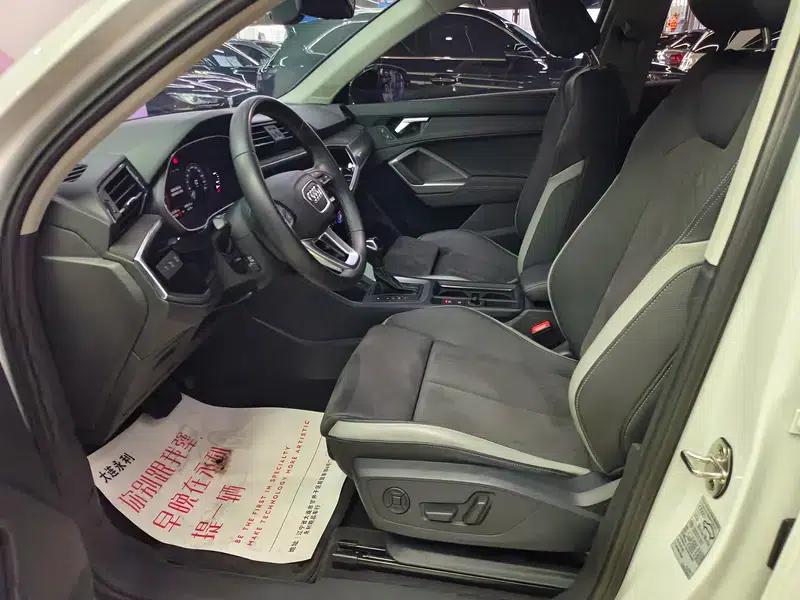 Audi Q3 2023 35 TFSI Progressive Dynamic — миниатюра 16