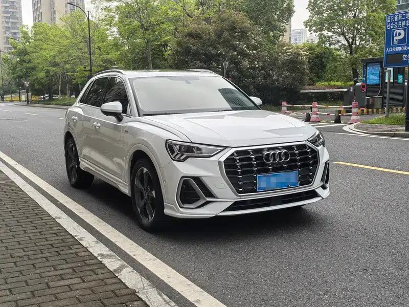Audi Q3 2023 35 TFSI Progressive Dynamic (1.5T) — миниатюра 3