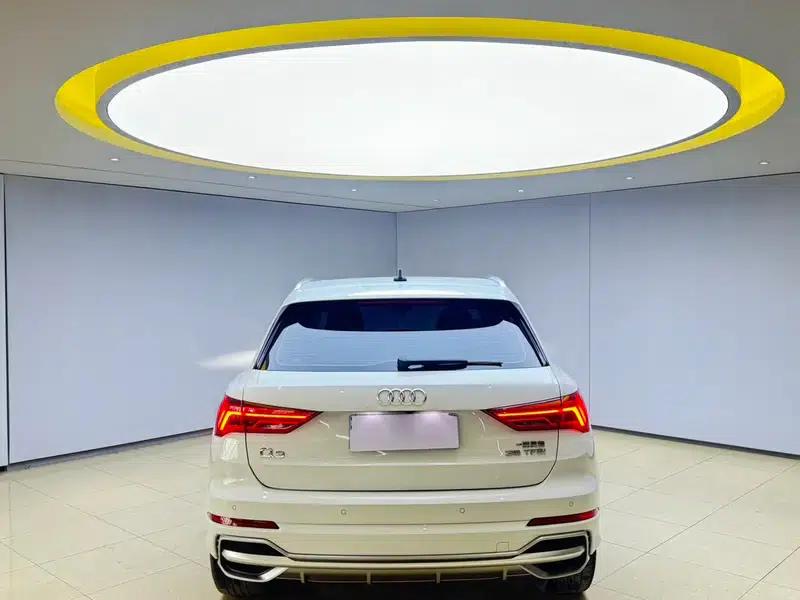 Audi Q3 2022 35 TFSI Fashion Dynamic Edition — миниатюра 5