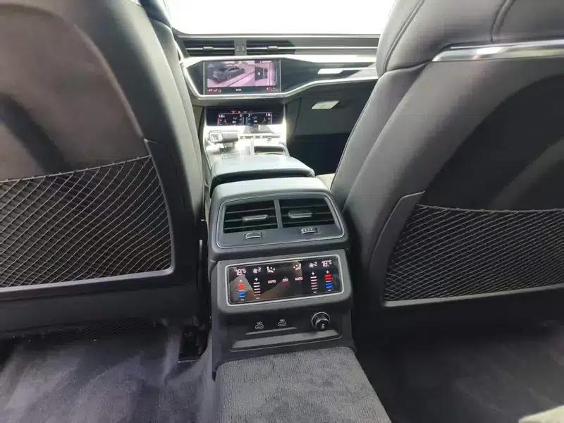 Audi A6L 2023 45 TFSI Premium Dynamic Edition — миниатюра 11