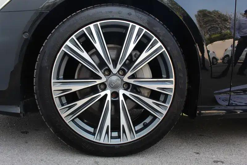 Audi A6L 2022 45 TFSI quattro Premium Dynamic Edition — миниатюра 9