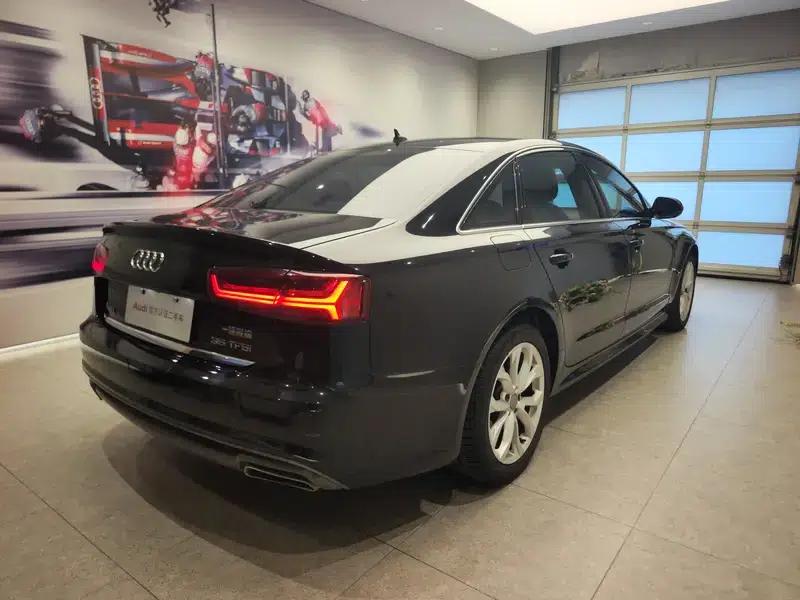 Audi A6L 2018 30th Anniversary Edition 35 TFSI Fashion Model — миниатюра 4