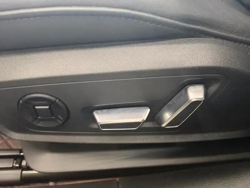 Audi A6L 2023 Facelift 55 TFSI quattro Premium Dynamic Edition — миниатюра 21