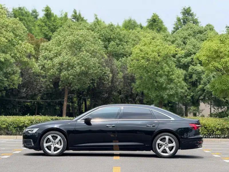 Audi A6L 2020 45 TFSI quattro Premium Elegance — миниатюра 4