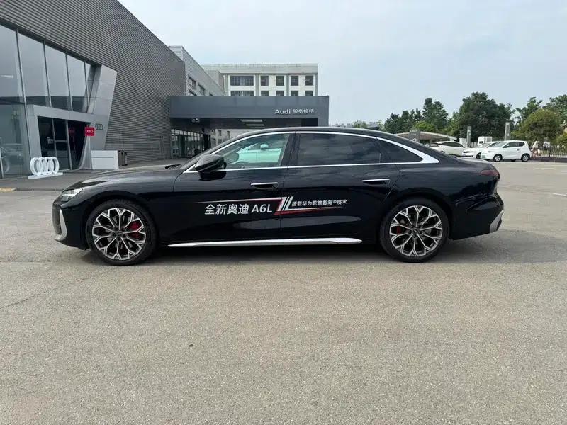 Audi A6L 2026 2.0T quattro Premium Elegance — миниатюра 3