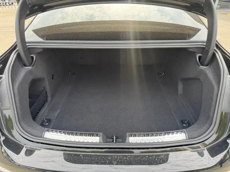 Audi A6L 2026 2.0T quattro Premium Elegance — миниатюра 10
