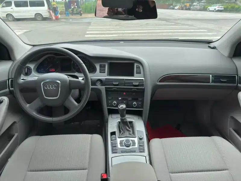 Audi A6L 2005 2.0T Manual Standard Edition — миниатюра 7