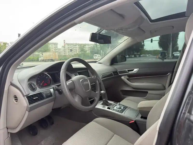 Audi A6L 2005 2.0T Manual Standard Edition — миниатюра 8