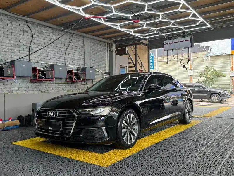 Audi A6L 2019 40 TFSI Luxury Dynamic — миниатюра 1