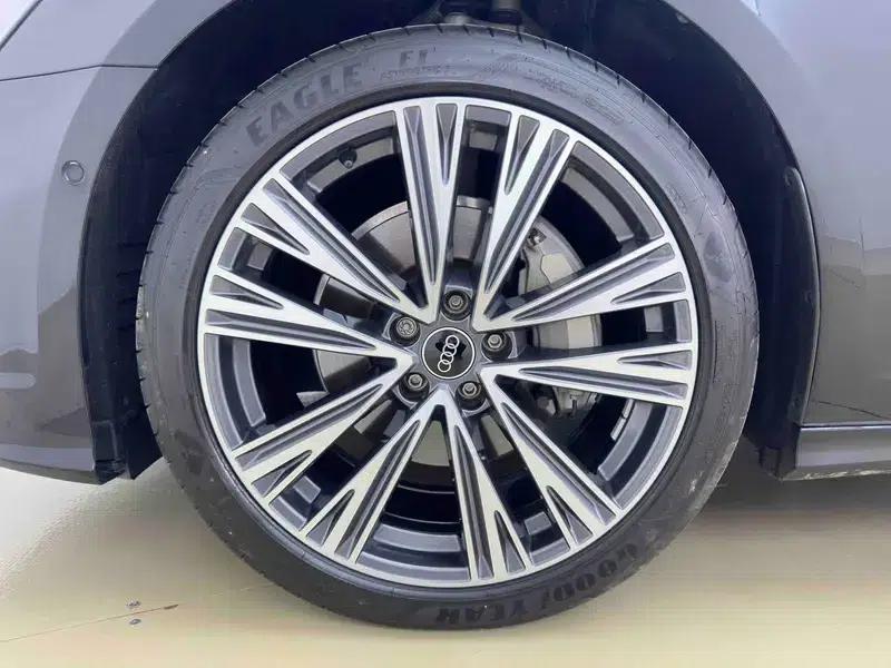Audi A6L 2024 45 TFSI quattro Premium Dynamic Edition — миниатюра 9