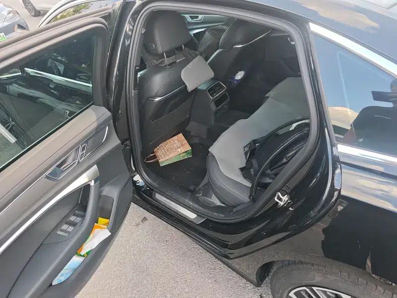 Audi A6L 2024 45 TFSI Premium Dynamic Edition — миниатюра 9