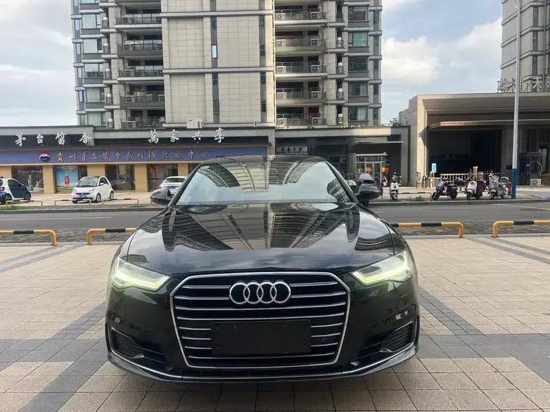 Audi A6L 2018 30th Anniversary Edition TFSI Progressive — миниатюра 2