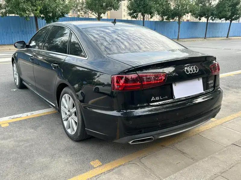 Audi A6L 2018 30th Anniversary Edition TFSI Progressive — миниатюра 4
