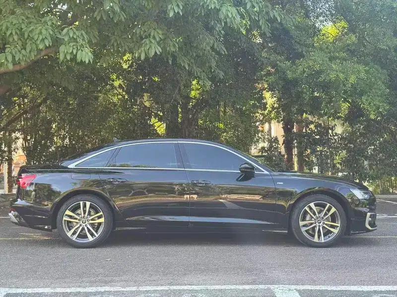 Audi A6L 2024 40 TFSI Luxury Dynamic — миниатюра 7
