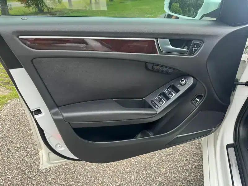 Audi A4L 2013 35 TFSI Automatic Standard Edition — миниатюра 10