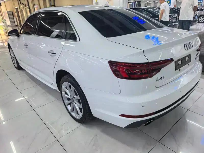 Audi A4L 2018 30th Anniversary Edition 40 TFSI Fashion Model — миниатюра 4