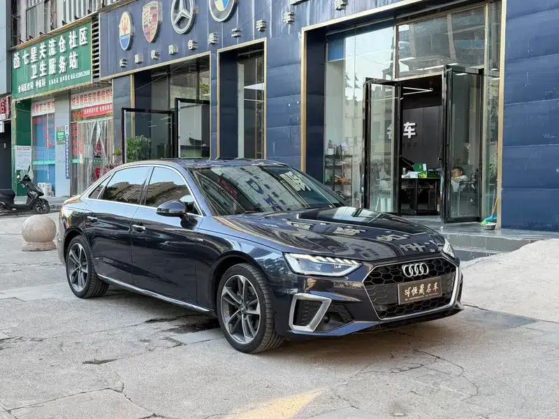 Audi A4L 2020 40 TFSI Fashion Dynamic Edition — миниатюра 3